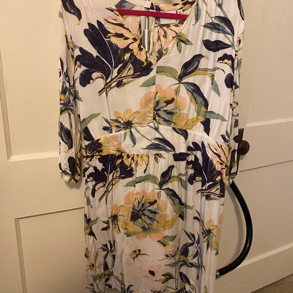 Junarose white floral dress